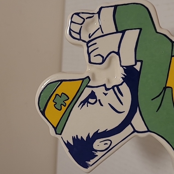 Vintage 1960's Notre Dame  Fighting Irish Leprechaun Mascot Bank - Picture 11 of 16